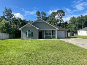 Building Photo - 921 Pine Cone Cir