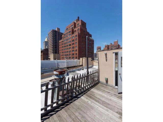 Primary Photo - 21 W 25th St