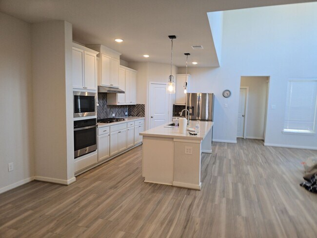 Foto del edificio - 9227 Dearborn Knoll Dr