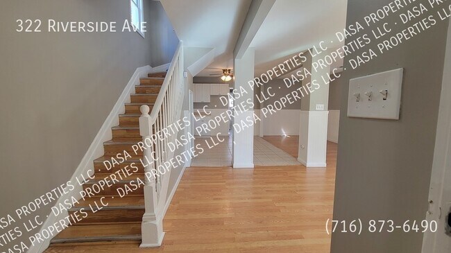 Building Photo - 322 Riverside - 4 Bed / 2 Bath
