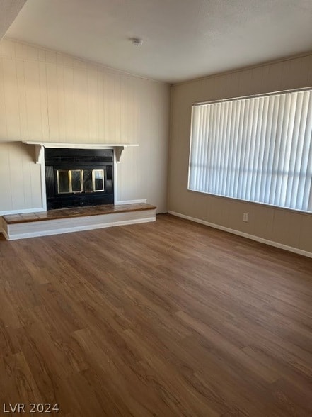 Building Photo - 4427 Springdale Avenue Unit 1