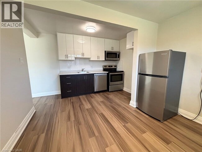 Photo du bâtiment - 280 Lorne Ave