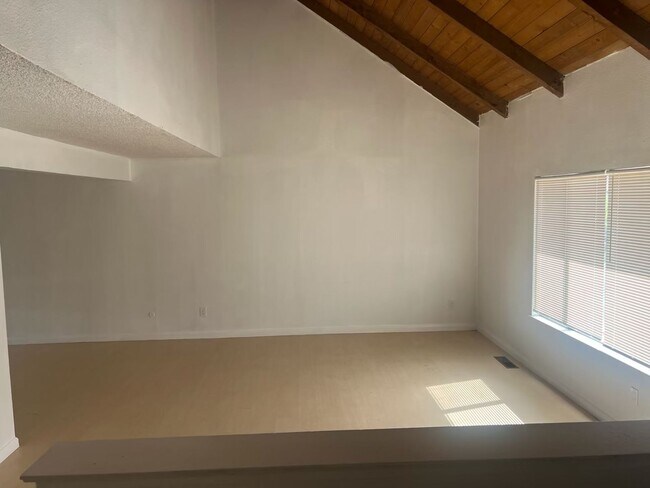 Foto del edificio - 6729 Villa Juares Cir