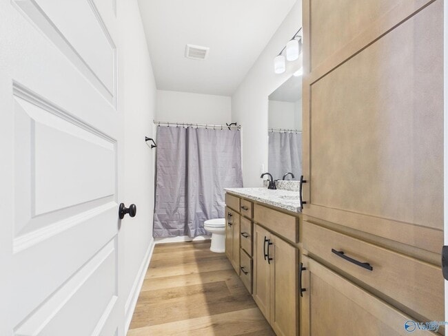 Foto del edificio - 15573 Bees St NW