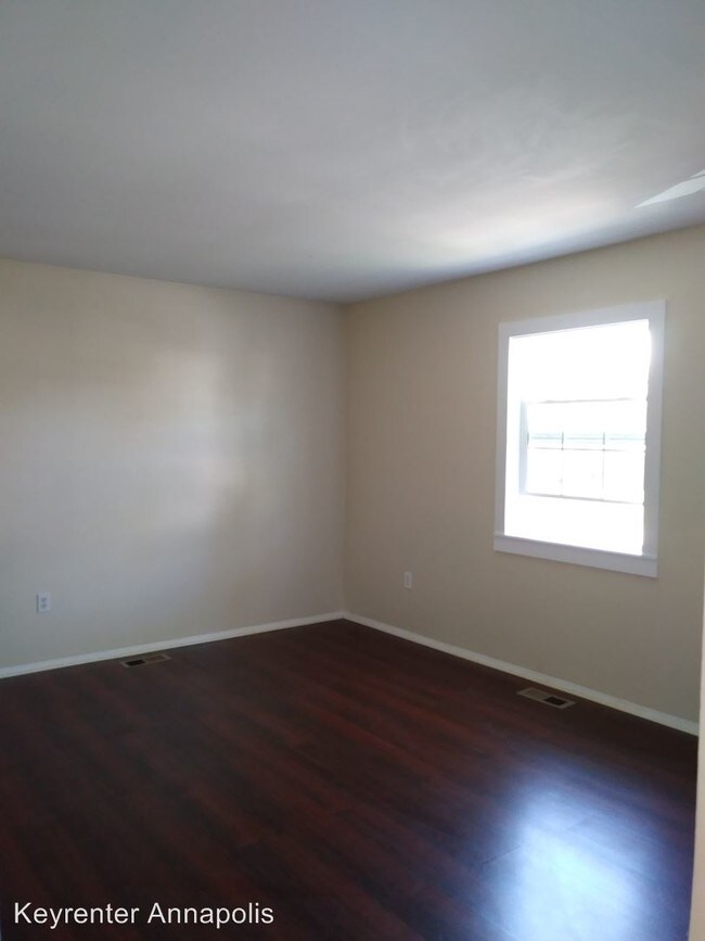 Building Photo - 4 br, 1.5 bath House - 603 Londontown Road