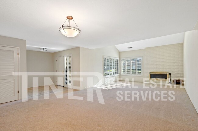 Foto del edificio - 11397 Gold Country Blvd