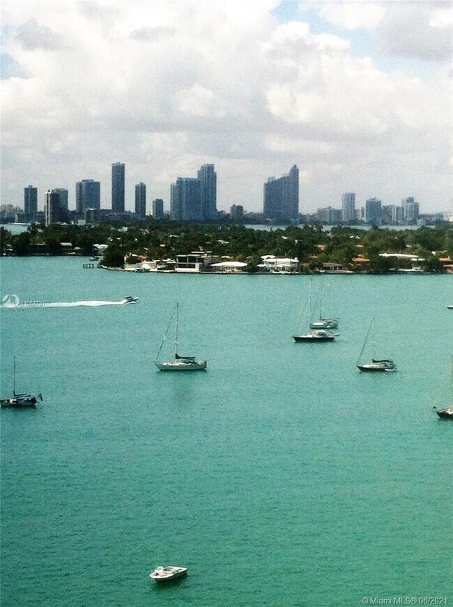 Foto del edificio - 1500 Bay Rd