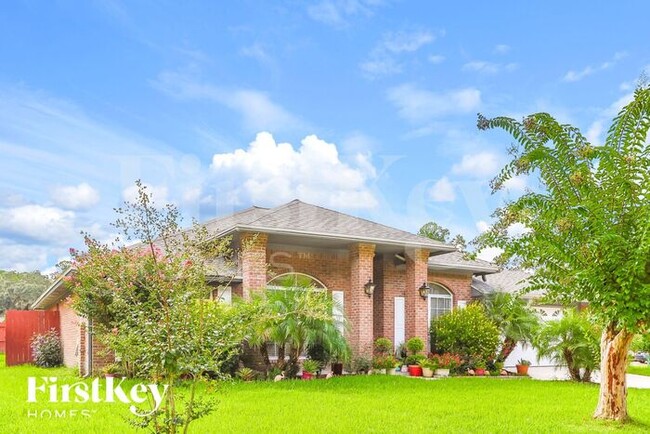 Building Photo - 1877 Suwannee River Dr