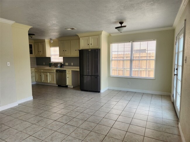 Foto del edificio - 13614 Repa Ln