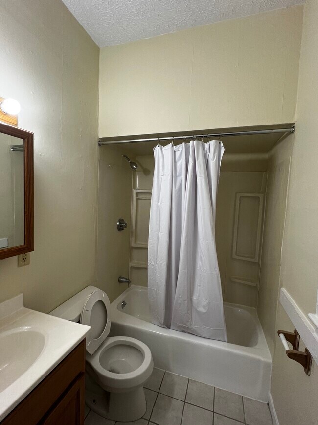 Foto del edificio - 295 Nahant Rd