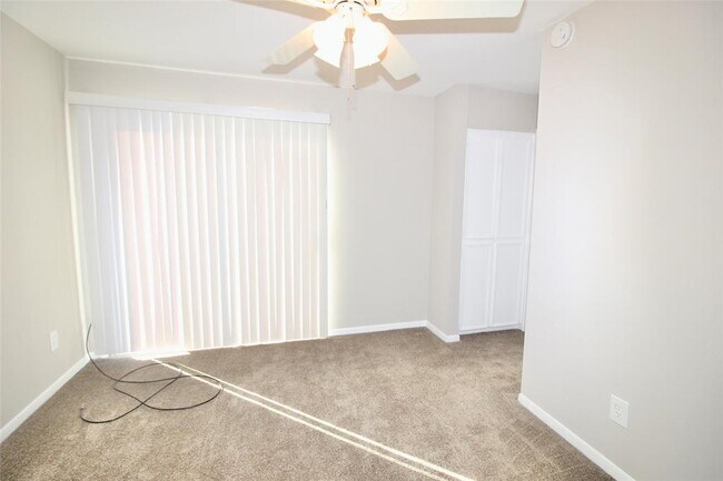 Foto del edificio - 2 River Creek Way