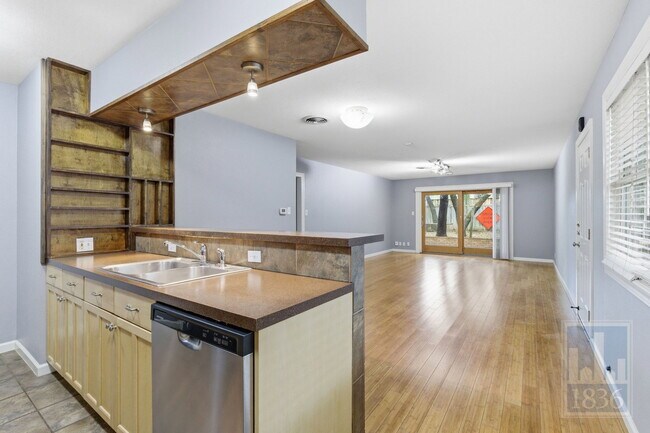 Foto del edificio - 2416 S 5th St