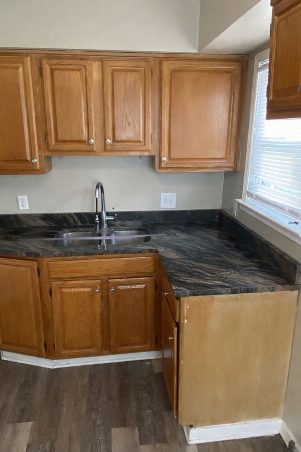 Foto del edificio - 20650 Goller Ave