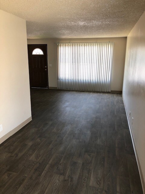 Building Photo - 1717 NE 230th Ct