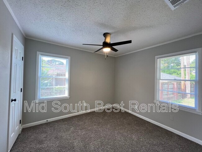 Building Photo - 1249 Brower St