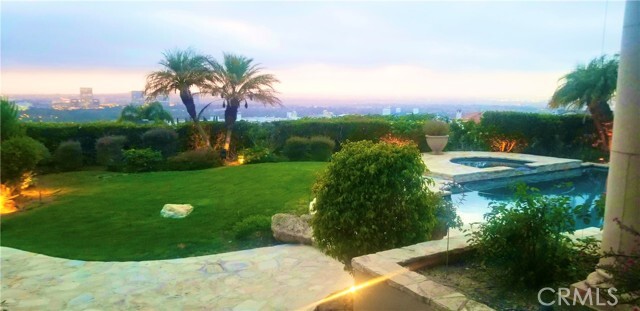 Foto del edificio - 5 Ridgeline Dr