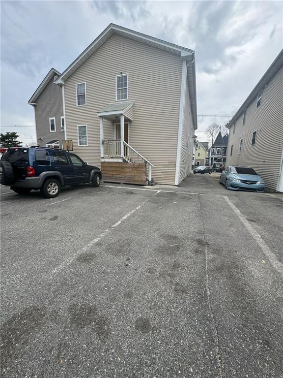 Building Photo - 514 Public St