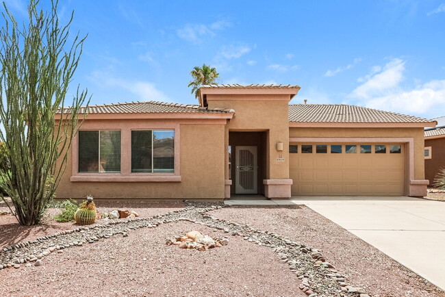 Building Photo - 60639 E Eagle Heights Dr