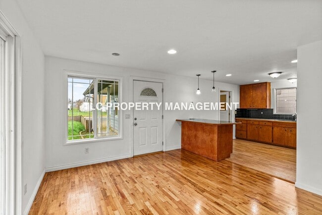 Building Photo - 74 N 3rd St