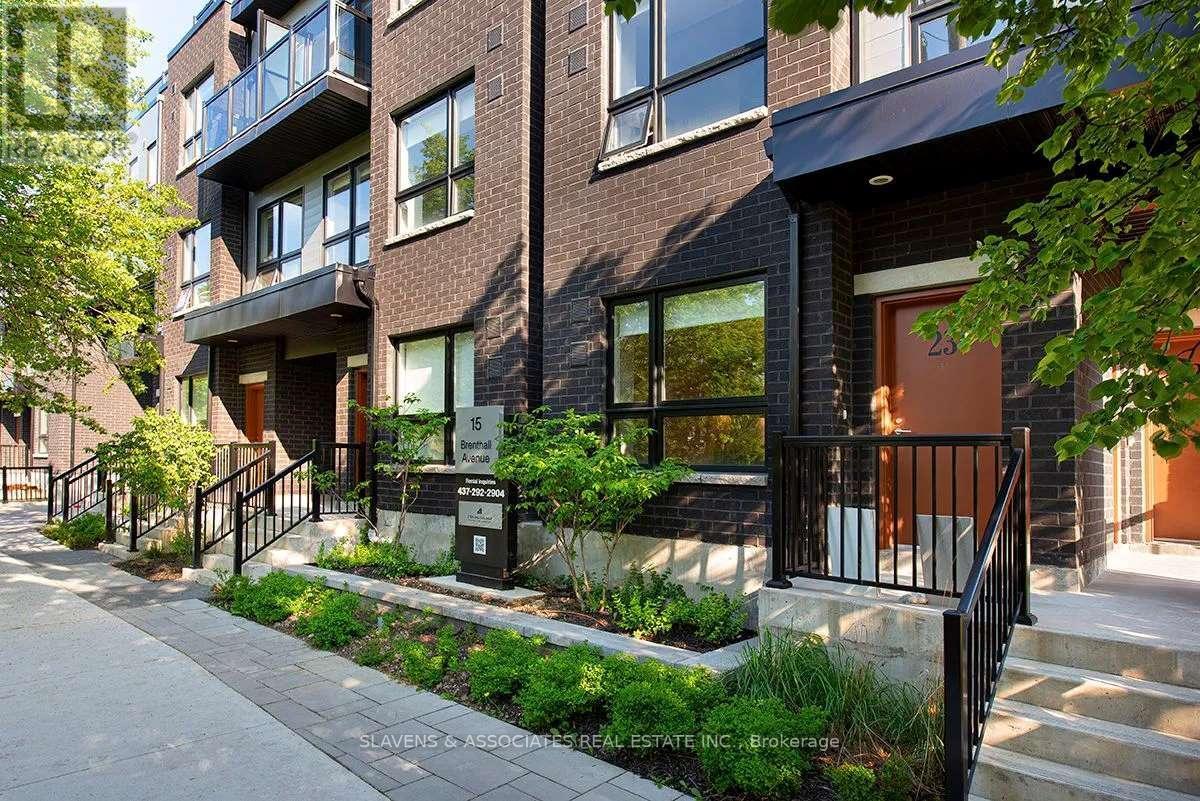 Photo principale - 15-15 Brenthall Ave
