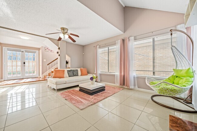 Foto del edificio - 8629 Kinghaven St