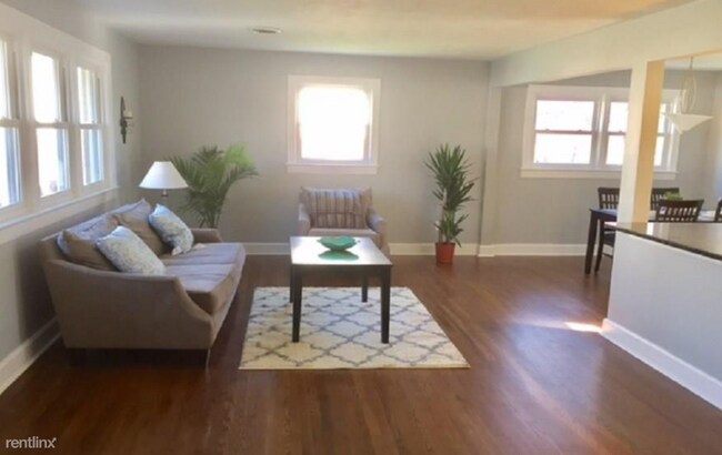 Foto del edificio - 3 br, 2 bath House - 33 Green Ct