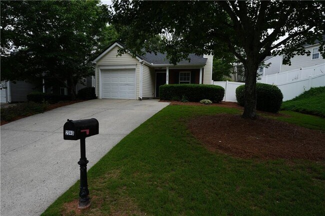 Building Photo - 2040 Keenland Ct