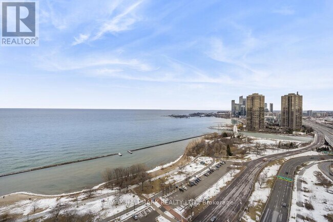 Building Photo - 1928-1928 Lake Shore Blvd W