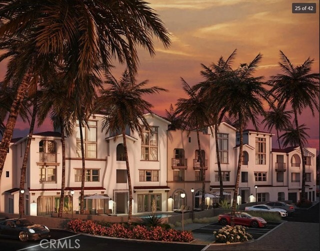 Foto del edificio - 8016 Santa Fe Springs Rd