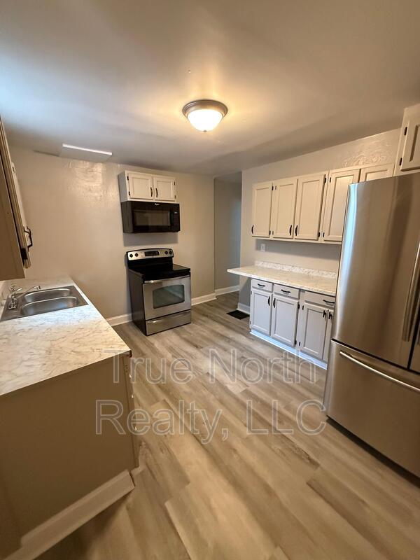 Foto del edificio - 1223 E Twentieth Avenue