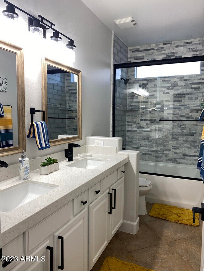 Foto del edificio - 24321 W Fernwood Ct