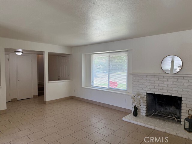 Building Photo - 3195 Newell Dr