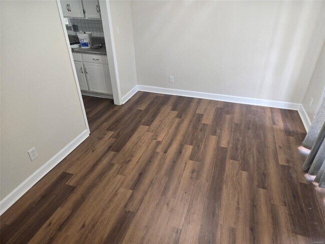 Foto del edificio - 4259 Burtonway Dr