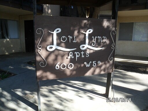 Primary Photo - 600 W 5th St
