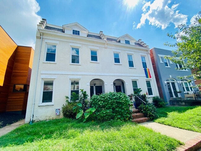 Building Photo - 2625 Floyd Ave