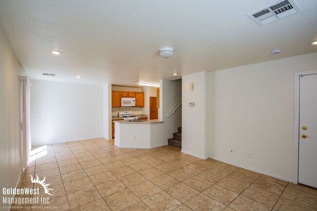 Foto del edificio - Charming 3Bdm, 2.5Ba Home with Community Pool.