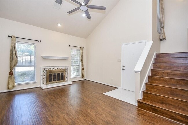 Building Photo - 11852 Barryknoll Ln