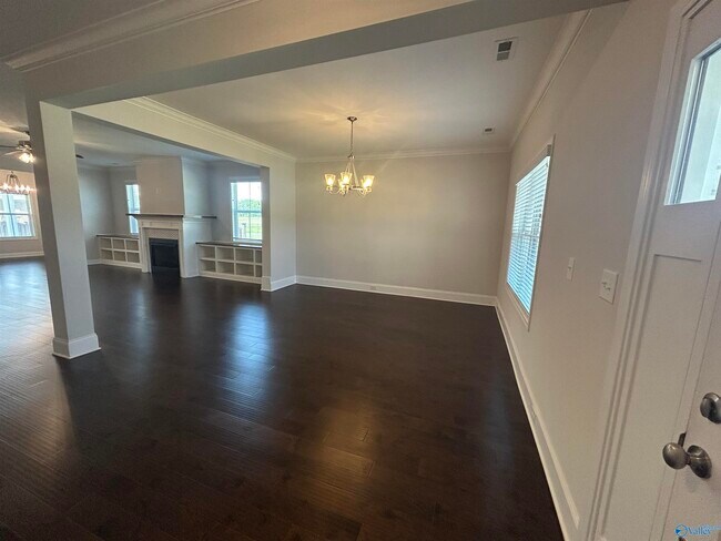 Foto del edificio - 14889 Imperial Dr