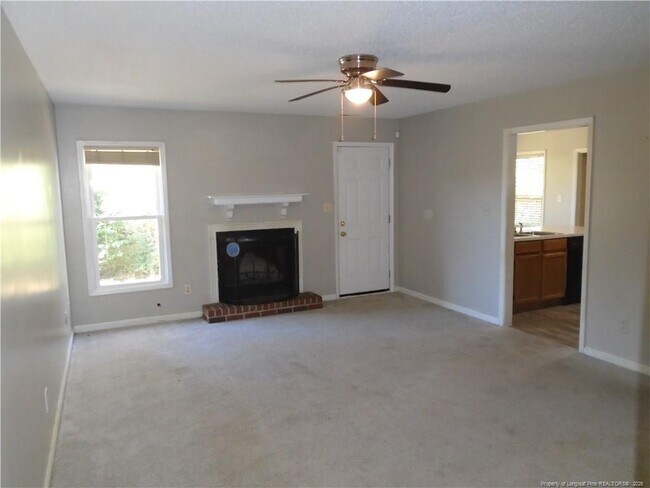 Foto del edificio - 6557 Anniston St