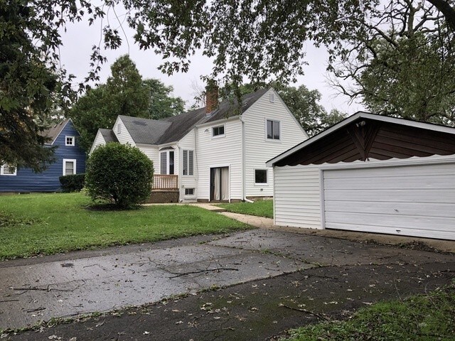 Building Photo - 101 Glenwood Dr