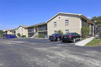 Building Photo - 5305 Summerlin Rd