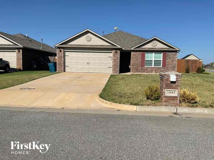 1885 Bradford Pl, Newcastle, OK 73065 House Rental in Newcastle, OK