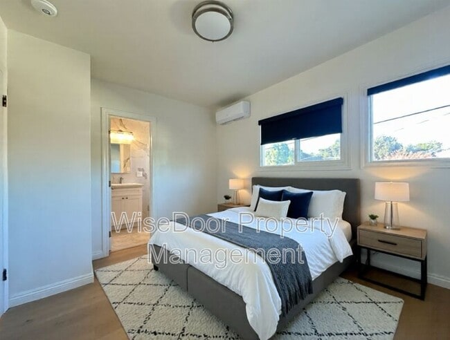 Building Photo - 5934 D