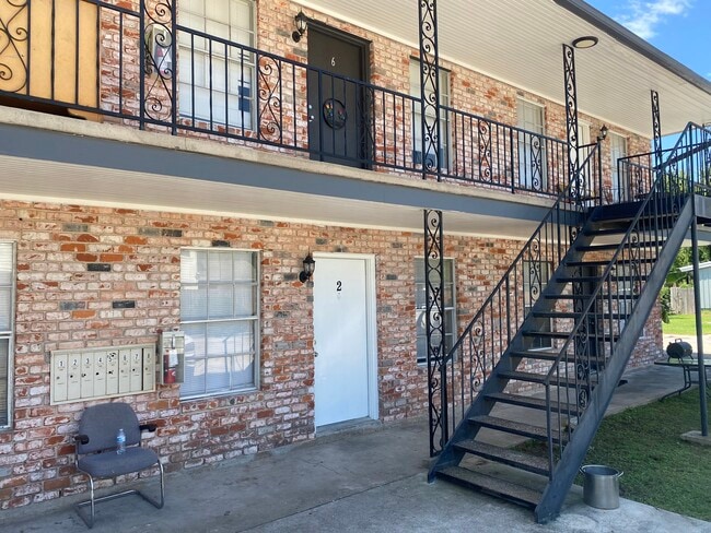 Building Photo - 3105 Carlisle St