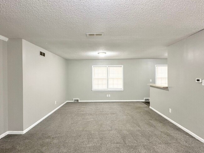 Building Photo - 2784 Bragg Ln