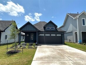 Building Photo - 504 Sandringham Lp