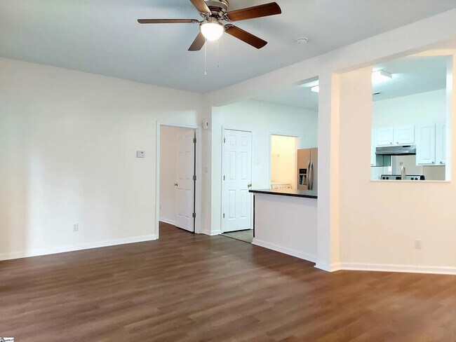 Building Photo - 111 Wexford Dr