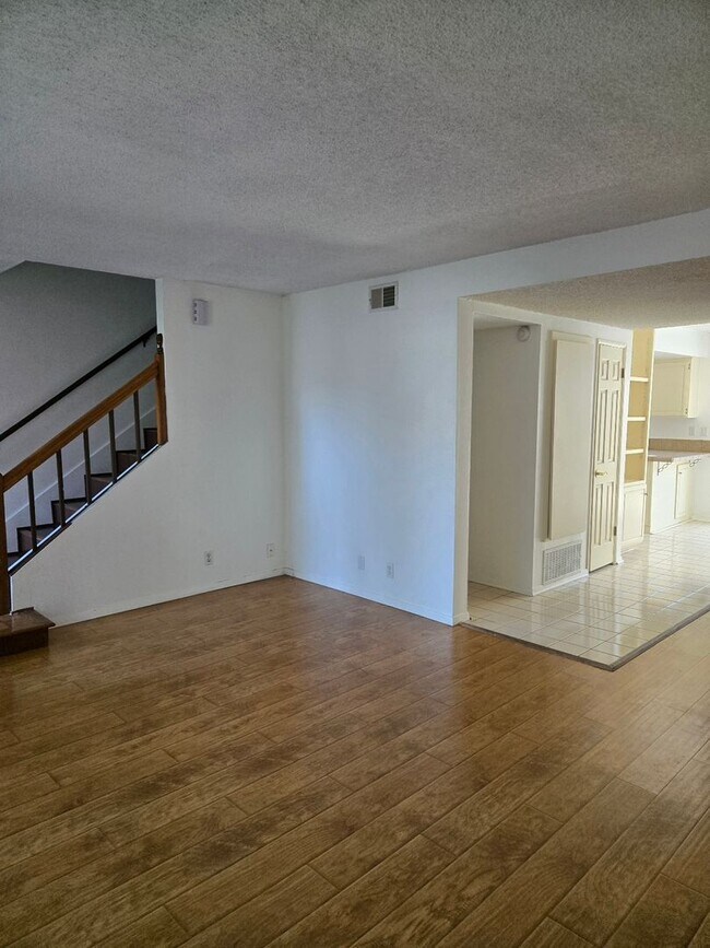 Foto del edificio - Condo Near Oxnard College