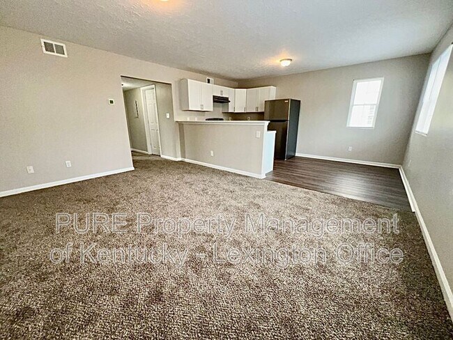 Building Photo - 133 Grinder Ct