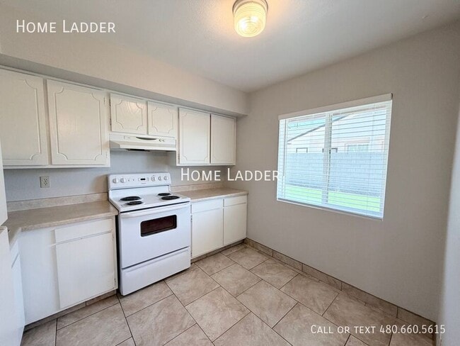 Photo - 501 E 8th Ave Apartment